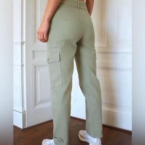 Aritzia Cargo Pants